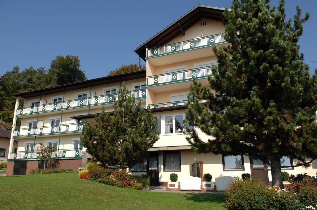 Appartementhotel Karawankenblick Pörtschach am Wörthersee Exteriör bild
